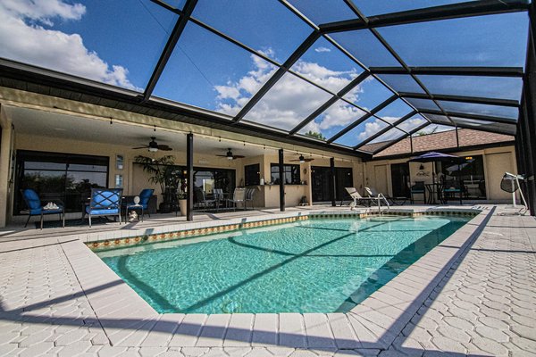 Transformez votre pergola : idées déco innovantes et créatives